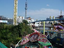 スカイツリーと五重塔と花やしき