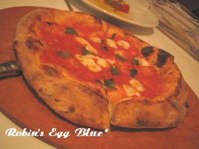 ピザ・マルゲリータ。.・:☆