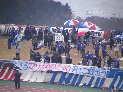 局所的に知り合い高密度