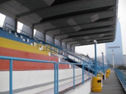 九龍湾グランドのスタンド