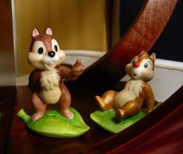 ２０１０年９月のディスプレイ／PC横（チップ＆デール）