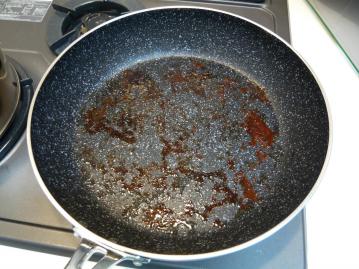 お肉を焼いた後のヨゴレが・・