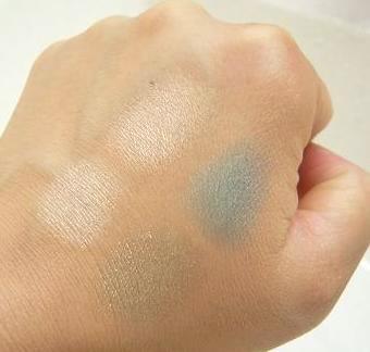 ラディアントシャドウ 405の色味の出方