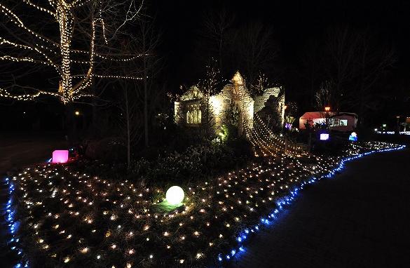 ハウステンボス／光の宮殿（前庭のイルミ１）