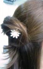 ゴムとＵピンでハーフアップ１（右）