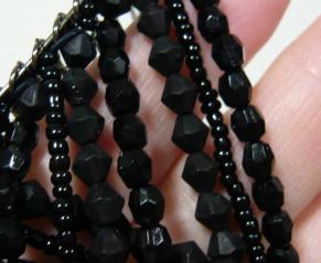 ツインコーム　ブラック（アップ）