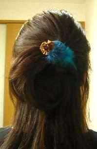 【ヘアゴム】フェザーローズの着画