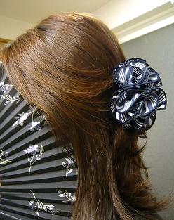 【クリップ】ストライプサテンの着画