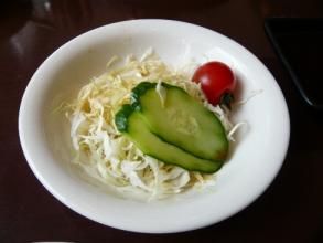 石焼わらじセット（サラダ）