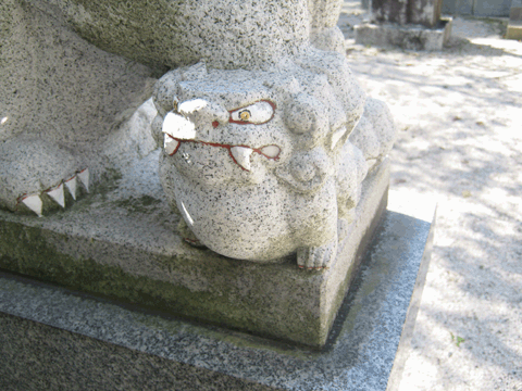 小さい狛犬