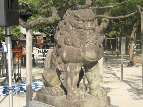 住吉神社　狛犬　獅子