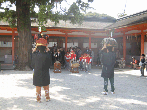 獅子舞　香椎宮