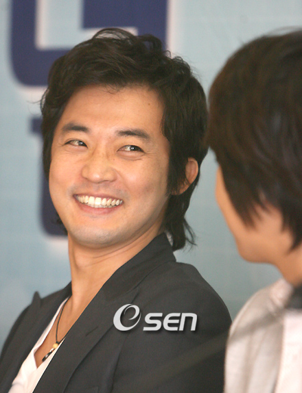 20070314161038.589.0