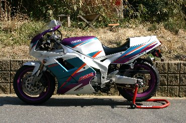 FZR1000_1