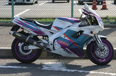 FZR1000_1