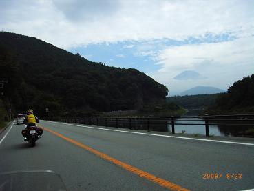 精進湖