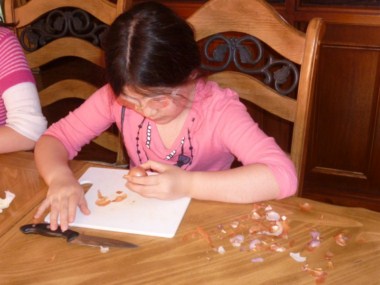 cutting shallots (1).JPG