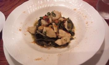 イカ墨のパスタ