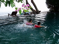 バリ・ホテルのプール