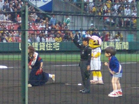 やっくんの始球式３.JPG