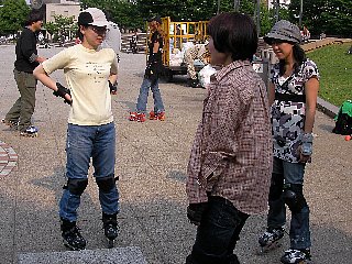 20080517光　人々２