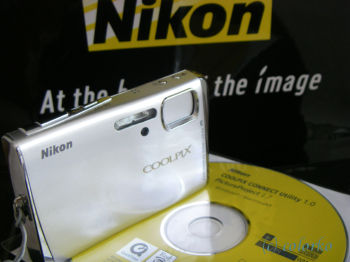 nikon04.jpg