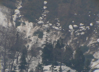 全層雪崩怖い！！