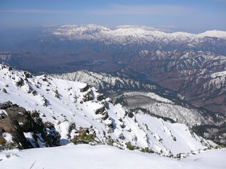 高天ヶ原の岩稜帯の下