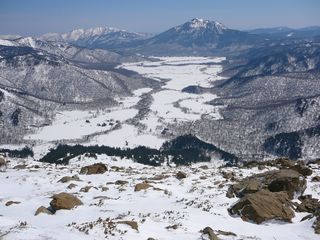 高天ヶ原の岩稜帯の下