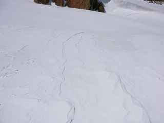 高天ヶ原の岩稜帯の下