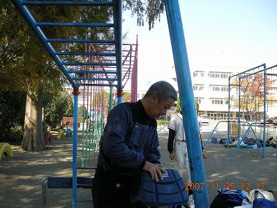 着替え　インナー・プロテクターも外して