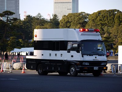 06警備広報車