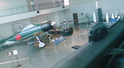 ゼロ戦に人間魚雷