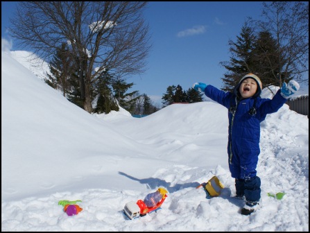 ぺい　雪遊び。３.JPG