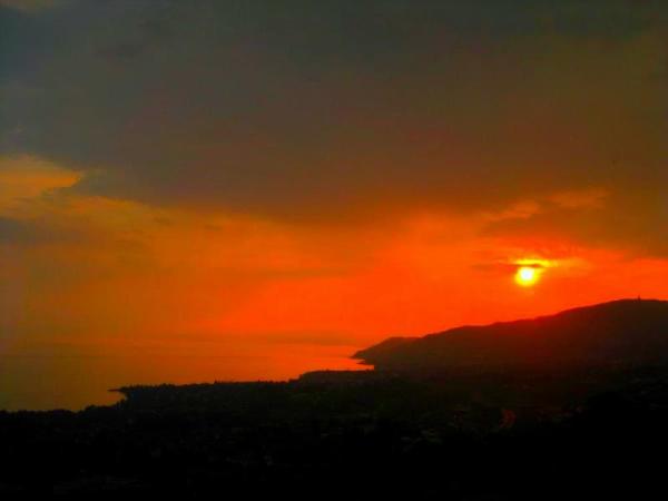 +1108 Sunset from above Montreux.jpg