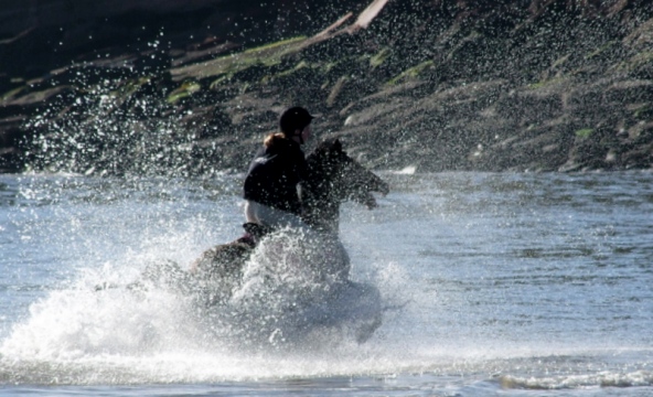  0804=M.V. horse ride 02.jpg