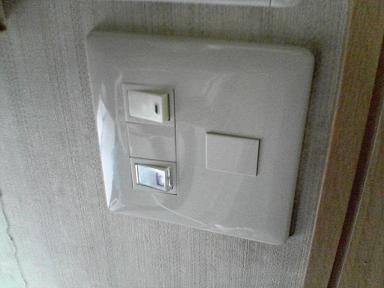 コンセント12012204