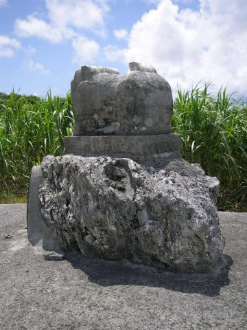 国吉シーサー２