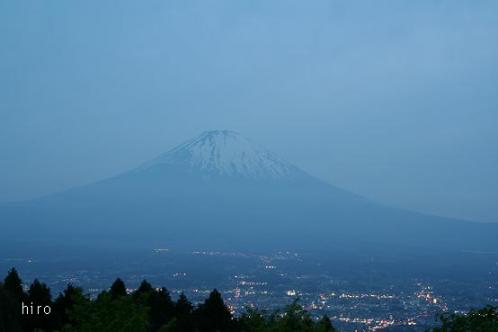 富士山と御殿場の夜景　b.JPG