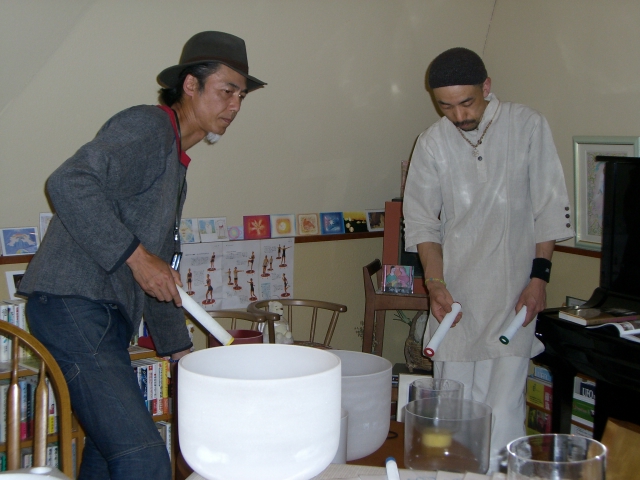 おやじ天使たちのクリスタルボウル