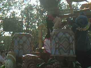 ムービン・オン　６