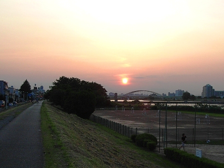 2007_0612多摩サイの夕日.JPG