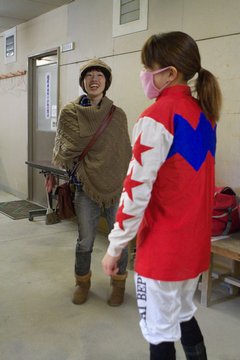 美香と