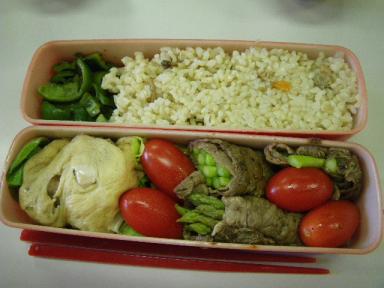 アスパラ牛肉巻き弁当.JPG