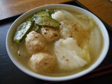 鶏団子と米粉すいとん