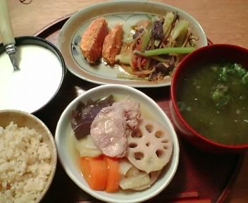 16種類の食材を使った朝食