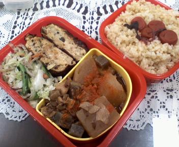 大根牛すじコン煮弁当