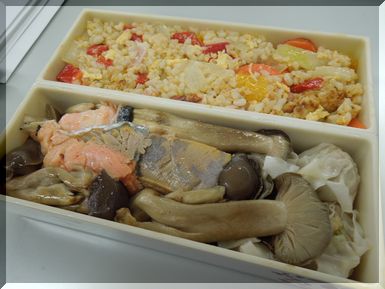 鮭とシメジのホイル焼き弁当.jpg