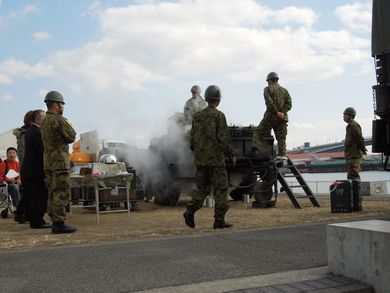 自衛隊.jpg