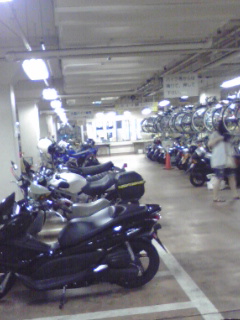 仙台駅西口駐輪場